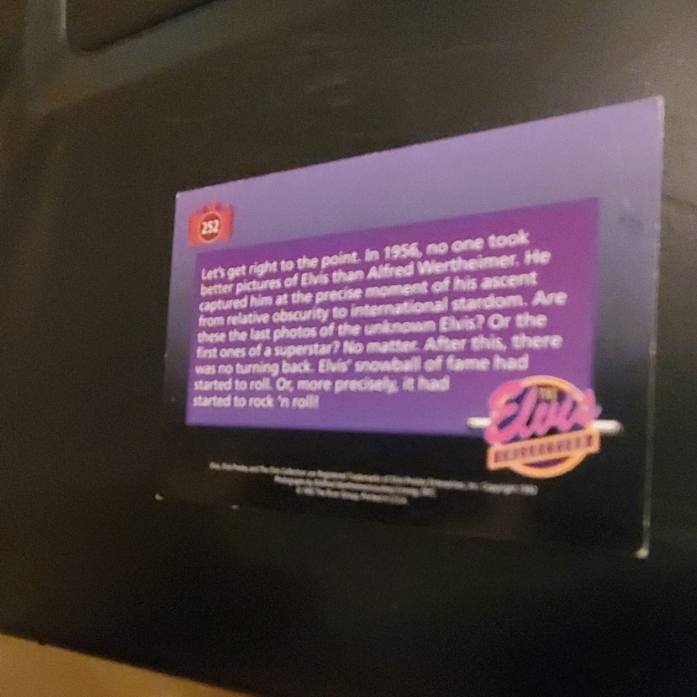 Trading cards - Picture 2 of 2